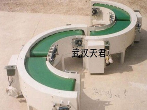 轉(zhuǎn)彎皮帶輸送機